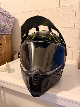 Casco Ls2 Pioneer II Negro/Amarillo
