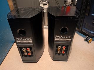 Altavoces Acoustic Energy Aelite one