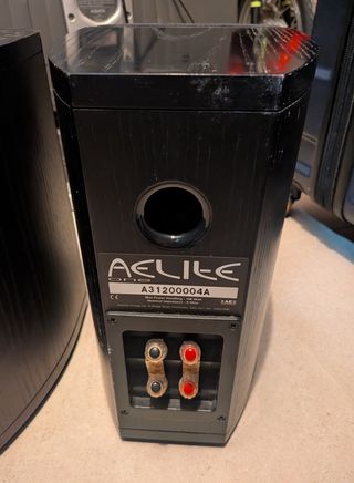 Altavoces Acoustic Energy Aelite one