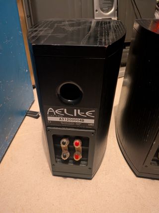Altavoces Acoustic Energy Aelite one