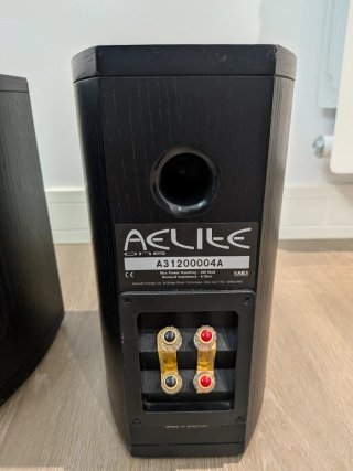 Altavoces Acoustic Energy Aelite one