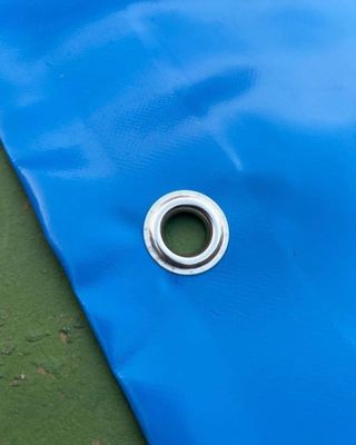 Cobertor de piscina azul