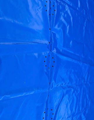 Cobertor de piscina azul