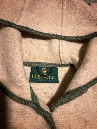 Trenca Giesswein Lana Bordada