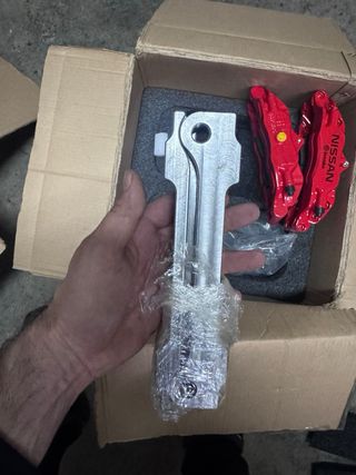 Pinzas Freno 4 Pistones para nissan patrol .