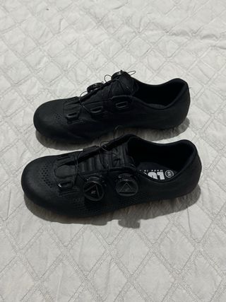 Zapatillas Ciclismo LUCK Pílot 39 Negras