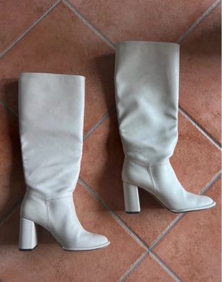 Stivali bianchi con tacco
