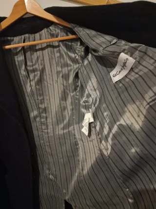 Abrigo de paño clásico azul oscuro