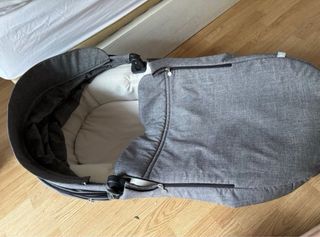 Capazo Stokke Trailz Gris