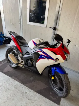 Honda CBR 125 R