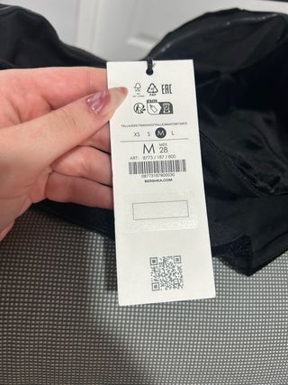 Top terciopelo negro Bershka