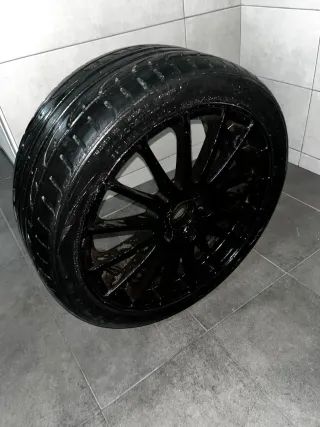 Llanta Audi, BMW, Mercedes Negra