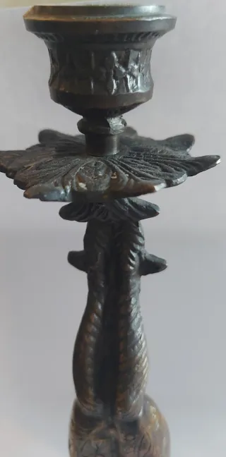 Candelabro de Bronce Figura Humana