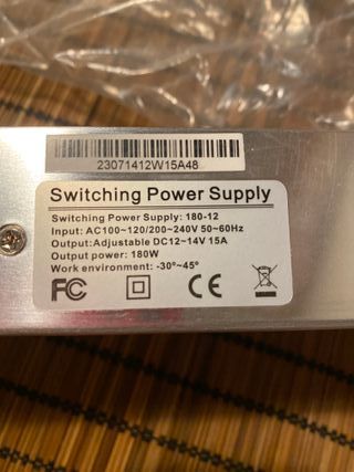 Fuente de Alimentación 180W DC 12-14V