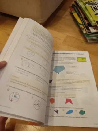 Matemáticas. 1 Secundaria. Revuela