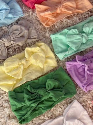 Fiocchi per neonati (vari colori)