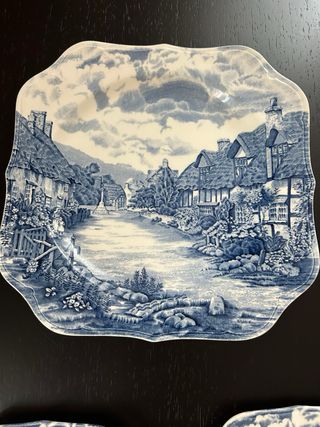 Servizio Dolce Olde English Countryside