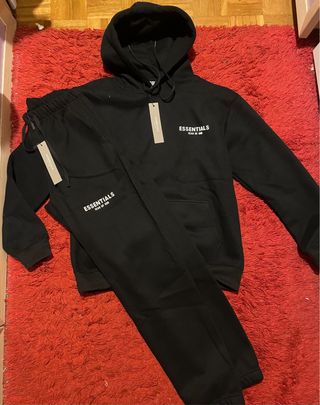 Conjunto ESSENTIALS x Fear of god negro