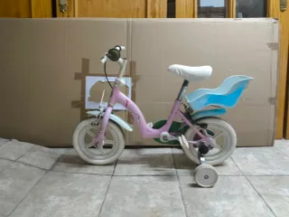 Dos Bicicletas infantiles rosas
