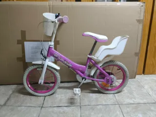 Dos Bicicletas infantiles rosas
