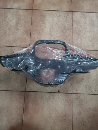 Tapa Manillar inferior Derbi Variant Star Original