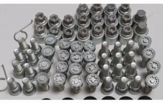 Se vende tornillos antirrobo VW GOLF MK7 AUDI SEAT