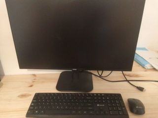 Monitor Philips 27 + Teclado y Ratón