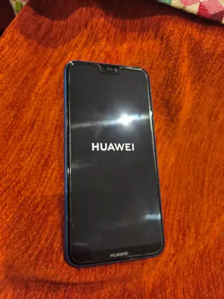 Huawei P20 lite azul impecable con protector