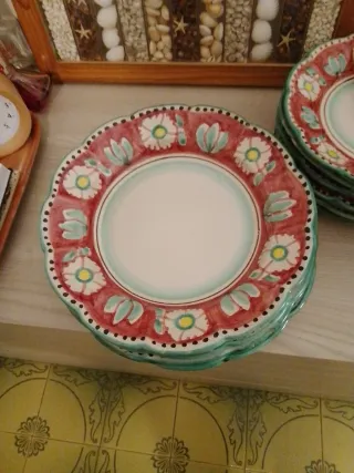 Lotto CAS 3 piatti Vietri motivo floreale Margheri