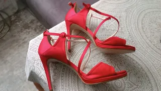 Zapatos Gloria Ortiz Rojos Talla 39