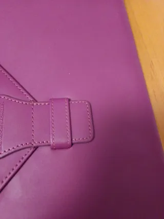 Preciosa carpeta piel Salvador Bachiller Morada