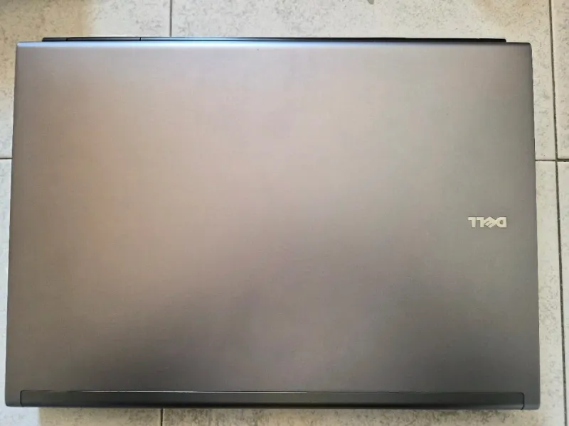 Laptop Dell Precision M6500 + Estación de acoplamiento afbeelding 3