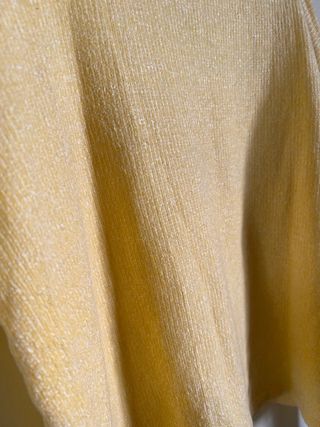 Jersey amarillo Bershka