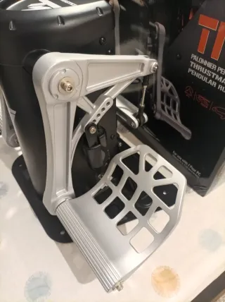 Thrustmaster TPR Pedales