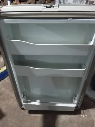 Nevera trivalente Dometic