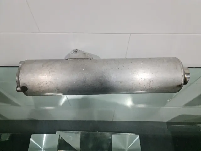 Escape Honda CBR900RR SC28 Original