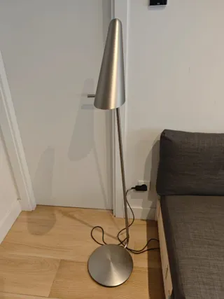 Lámpara de pie salón metal plateado