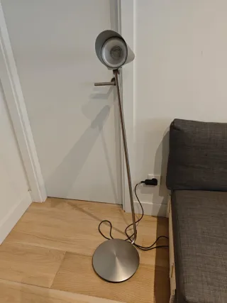 Lámpara de pie salón metal plateado