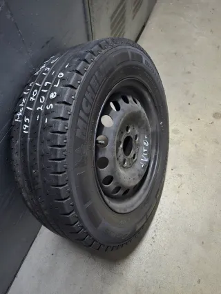 Llanta 15 Mercedes Vito y Viano