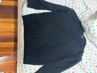 Jersey Negro Cuello V