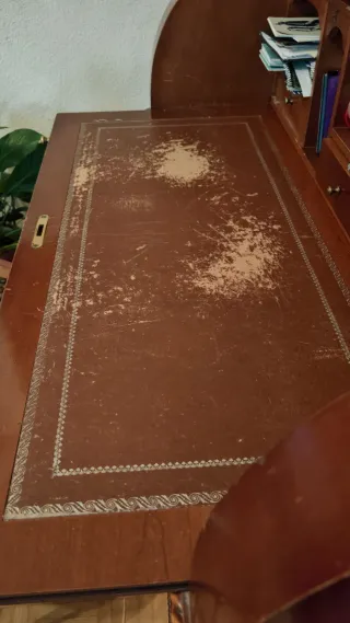 Buró - Escritorio de cerezo clásico para restaurar