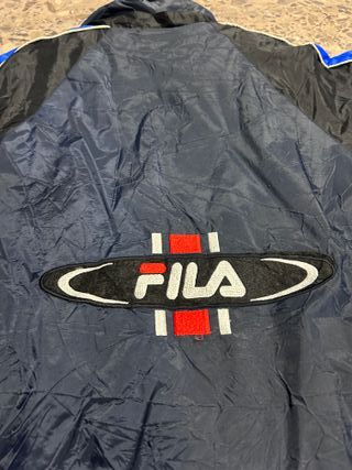 Chaqueta Fila Vintage Talla XXL Negra y Azul