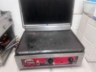 Plancha y sandwhichera