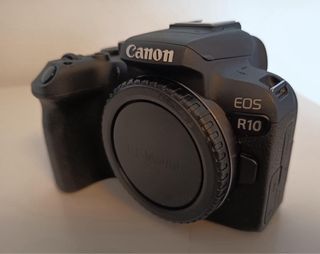 Canon EOS R10 + Objetivo RF-S 18-45mm