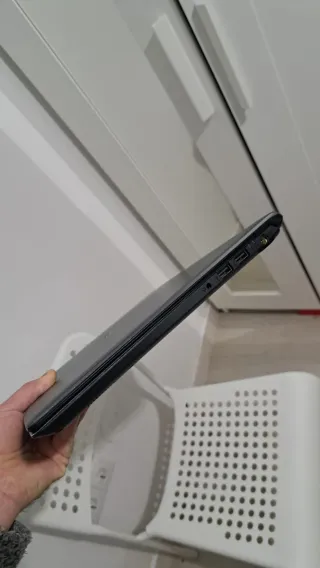 Acer Aspire A515-51 | i5-8250 | 256GB NVMe |