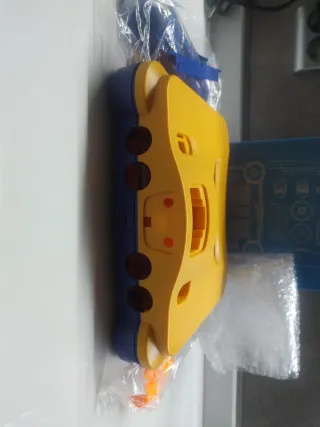 Carcasa Nintendo 64 Amarilla/Azul Nueva