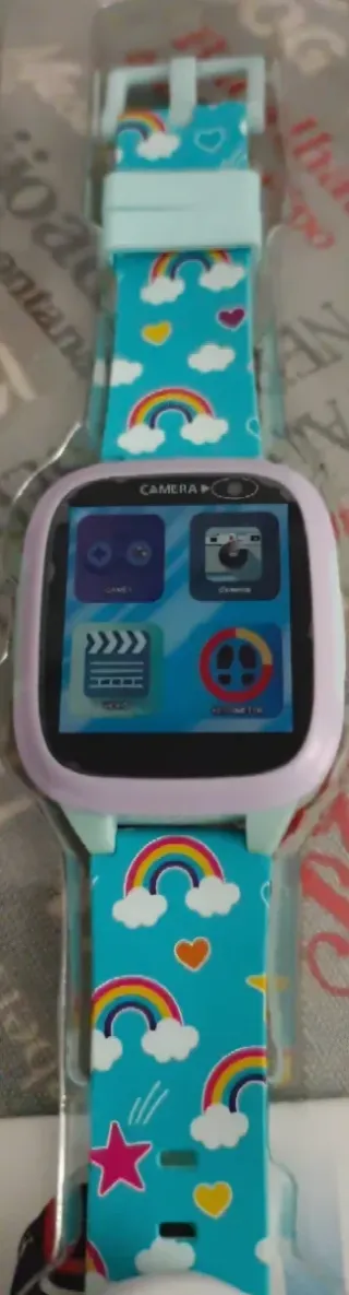 Reloj infantil con diseño de arcoíris