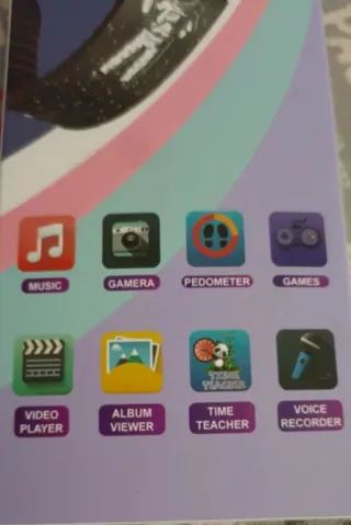 Reloj infantil con diseño de arcoíris