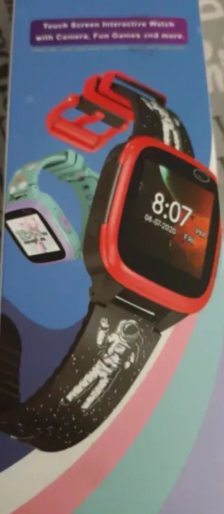 Reloj infantil con diseño de arcoíris