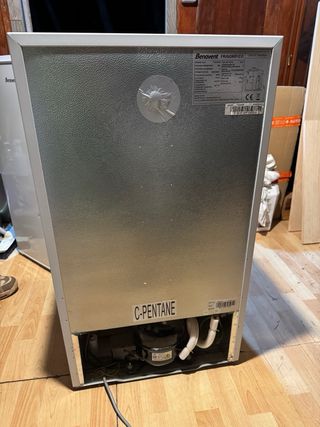 Nevera pequeña Benavent